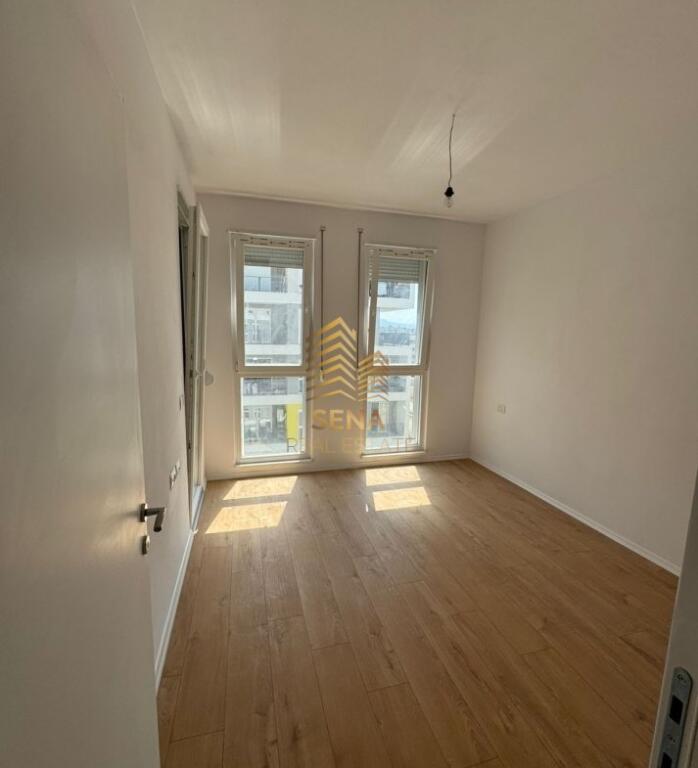 Shitet, Apartament 1+1+blk, Kompleksi Univers City, 68.000 Euro