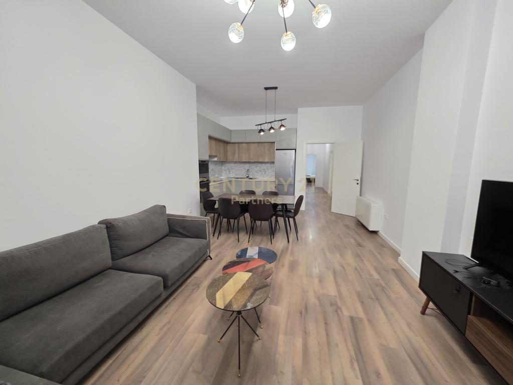 Apartament Modern 2+1+2 +Post parkimi tek Kompleksi Square 21