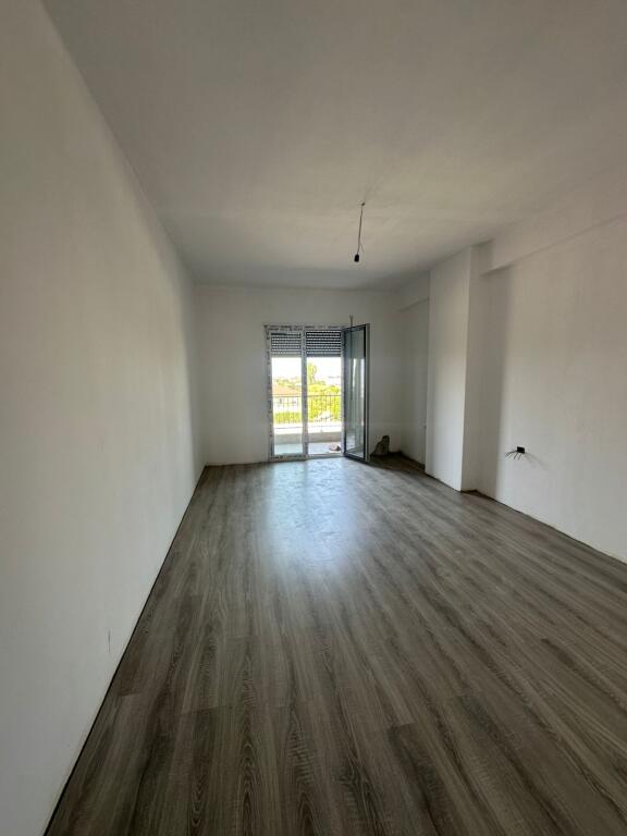 Apartament ne shitje 3+1+2+post parkimi