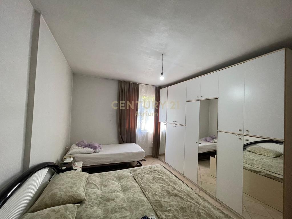 Apartament 2+1+2 me post parkimi për Qira në Ali Dem, Prane Sophie! 600 € /Muaj