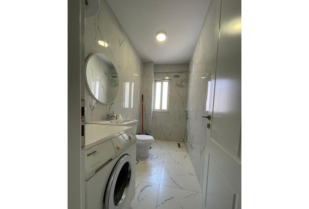 Apartment 1+1 for Rent – Pazari i Ri, Tirana