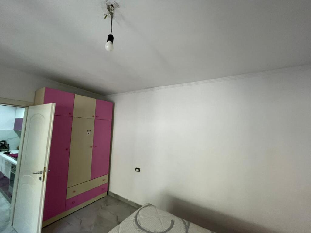 Appartamento 1+1 in Affitto Di Fronte all'Ospedale Nene Tereza