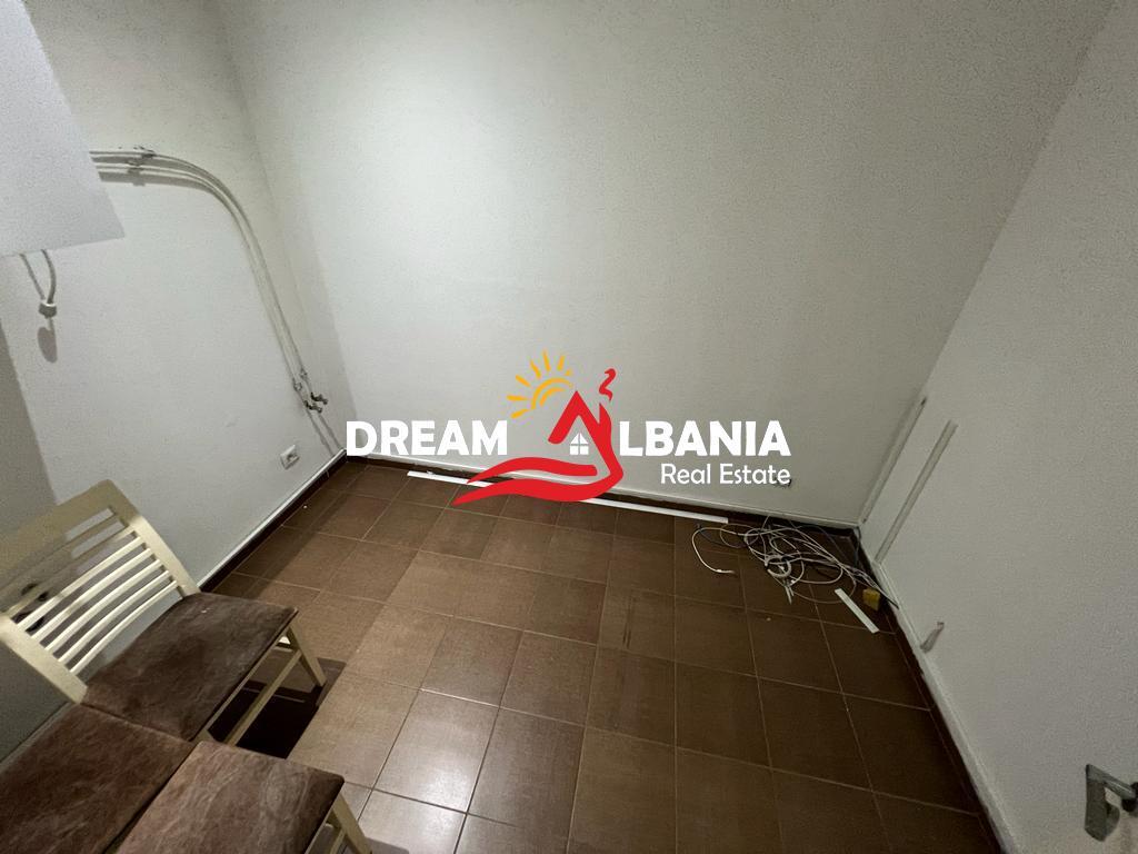 2+1 apartment for rent at Zogu i Zi near Ring Center in Tirana (ID 42214453)