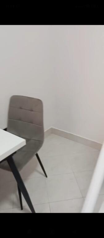 GARSIONERE 270 EURO VILAT AMERIKANE.