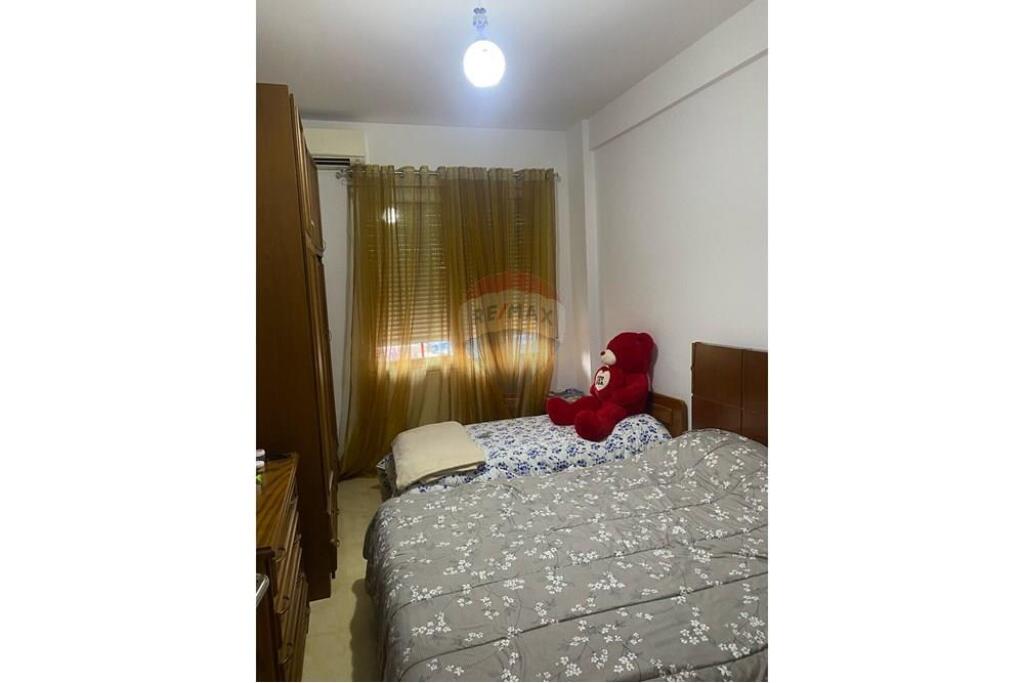 Apartment 1+1 for rent in Bllok !