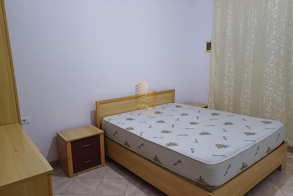 Qira, Apartament, 1+1, Shkozë, 270 Euro/ Muaj
