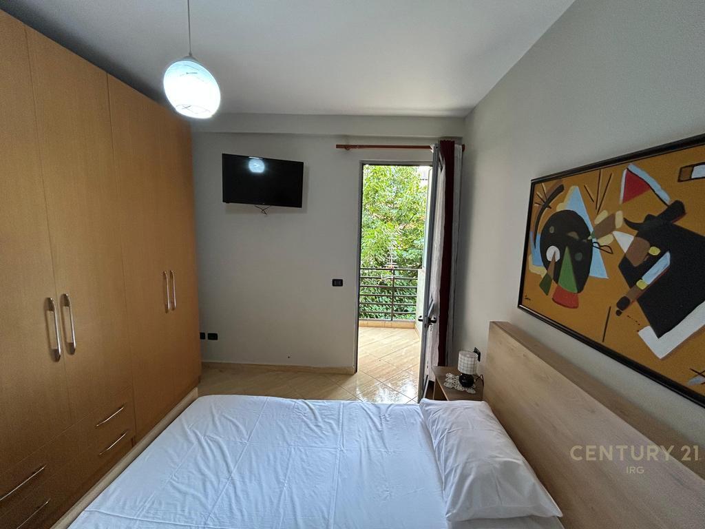 APPARTAMENTO 2+1 IN AFFITTO VICINO A VIA MYSLYM SHYRI. 650 € /Mese