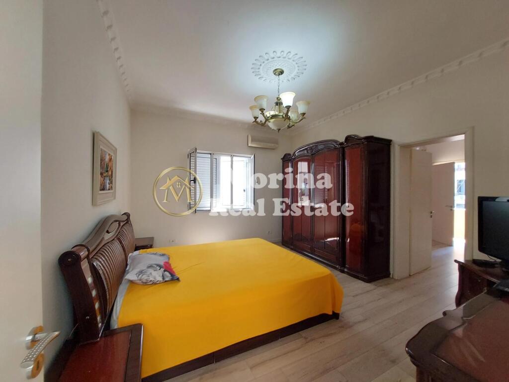 Rent, Apartment 2+1, Kavaja Street, reference point, Catholic Church 800 euros/month