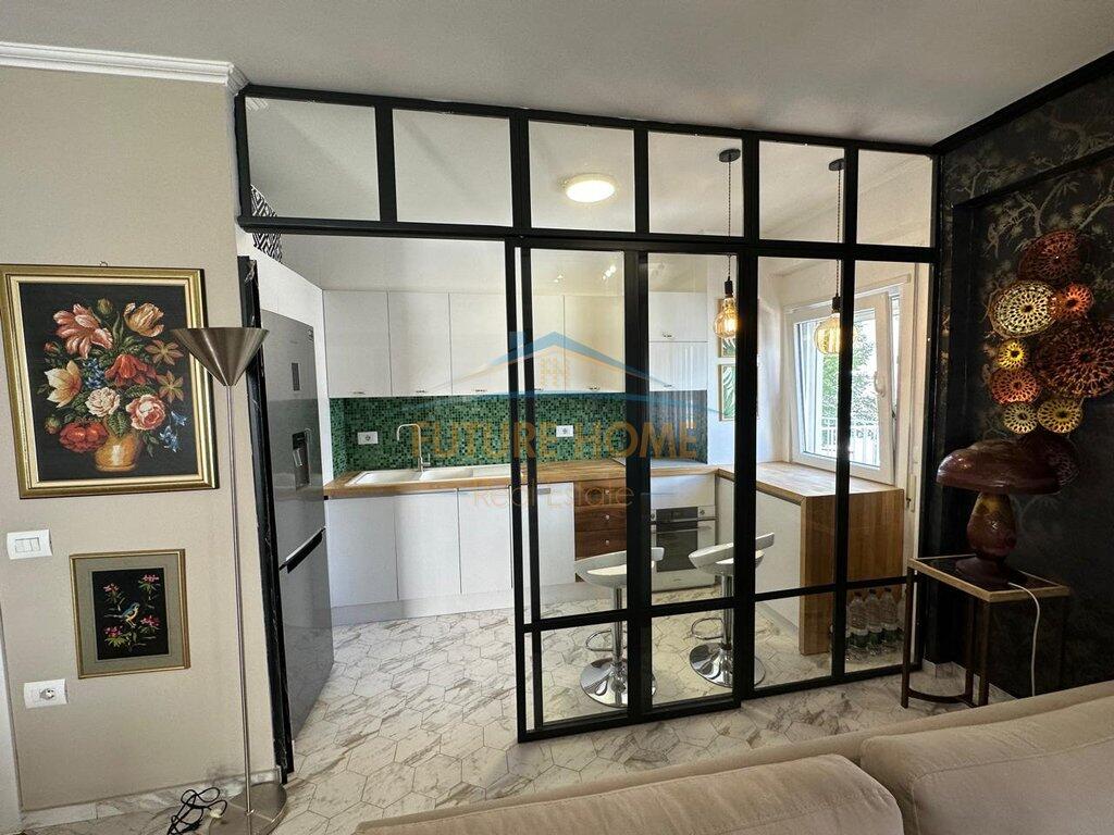 Shitet apartament 2+1+2 Kopshti Botanik