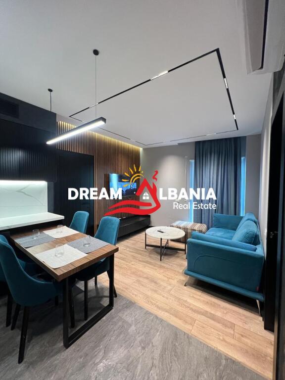 Appartamento 2+1 in affitto in via Barrikadave vicino a piazza Skenderbeu a Tirana (ID 42215028)