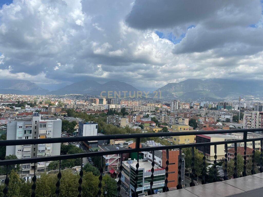 🏙️ Jepet me Qira Apartament 2+1 – Pranë Zogut të Zi