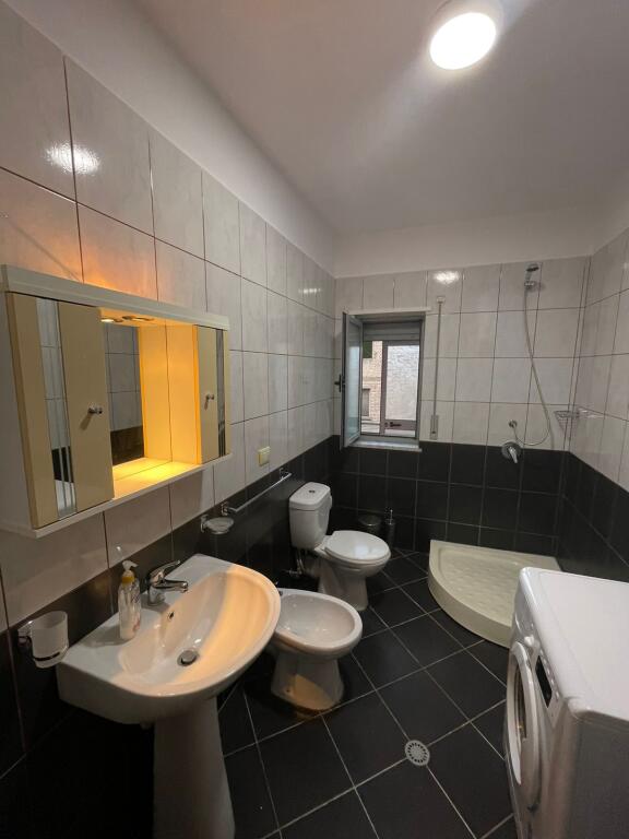 Apartment 2+1+2+balcony for sale  Kombinat, Glass Street