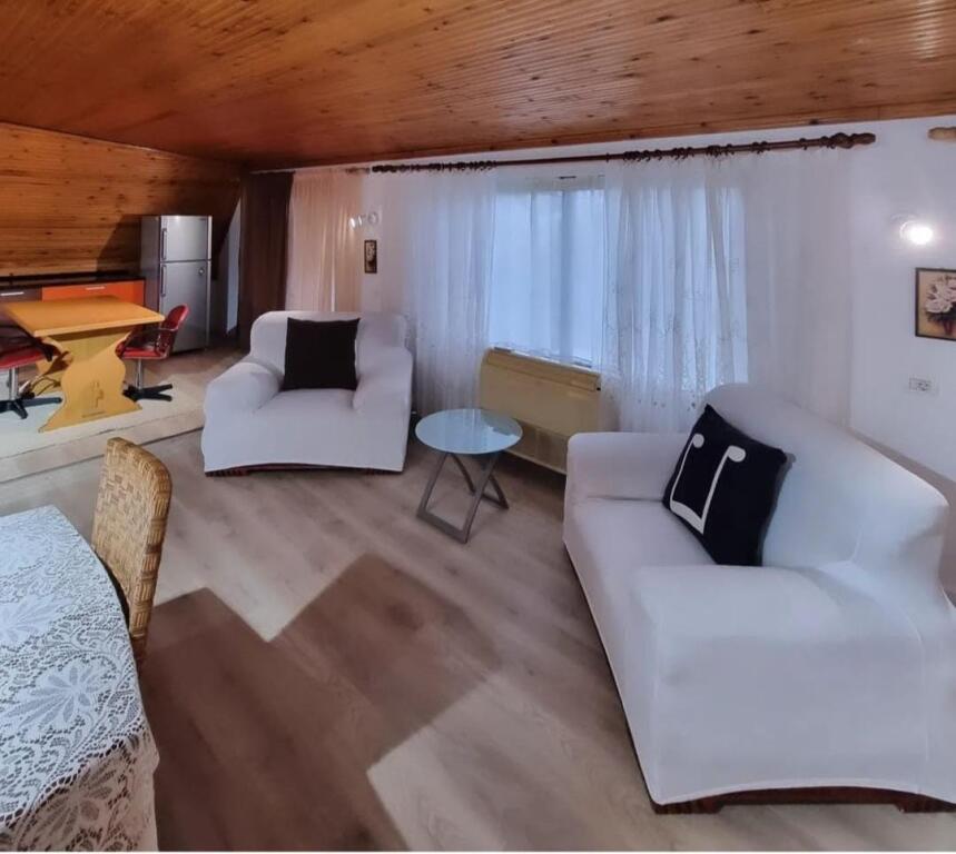 JEPET ME QIRA APARTAMENT 3+1 TEK GRANDI