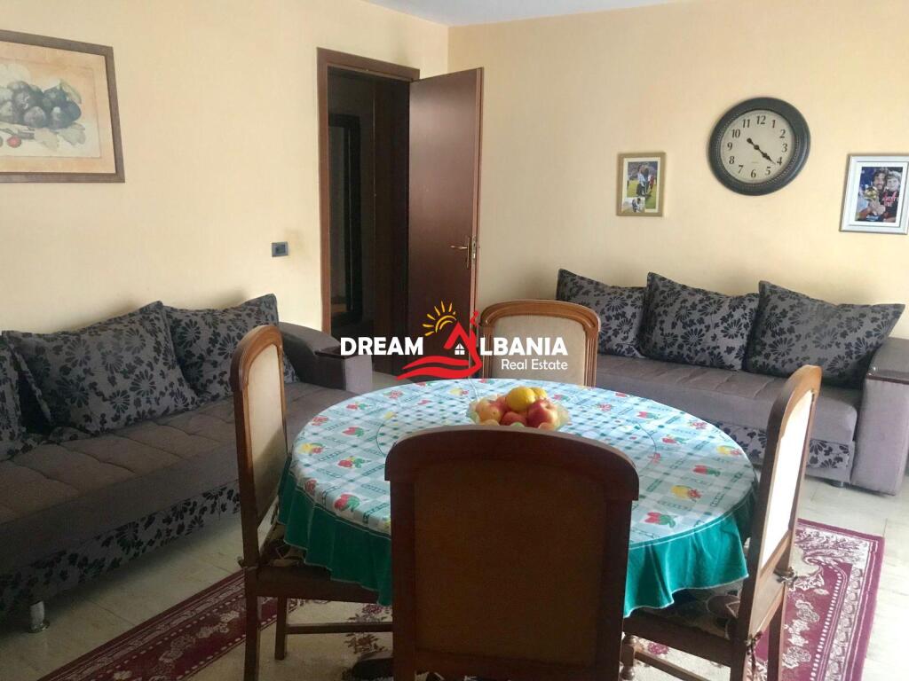 Affittasi appartamento 3+1 presso Mozaiku di Tirana (ID 4239067)