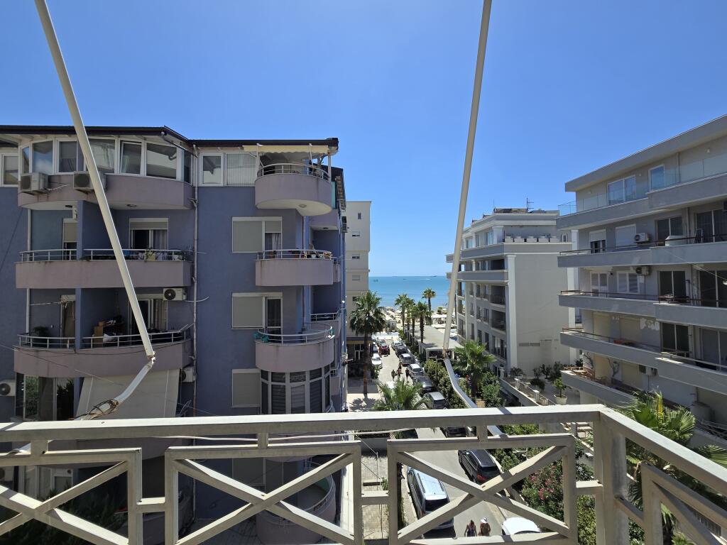 APARTAMENT ME QERA 2+1, URA E DAJLANIT, PLAZH, DURRES