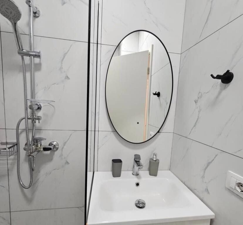 21 December, Kontakt Complex Studio apartment for sale, super invested.