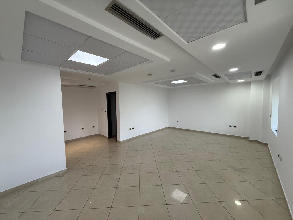 Office for rent at the Twin Towers