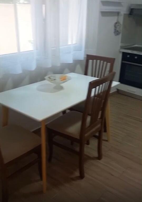 APPARTAMENTO IN AFFITTO 1+1 VIA DELLE BARRICATE 55.000 LEKE