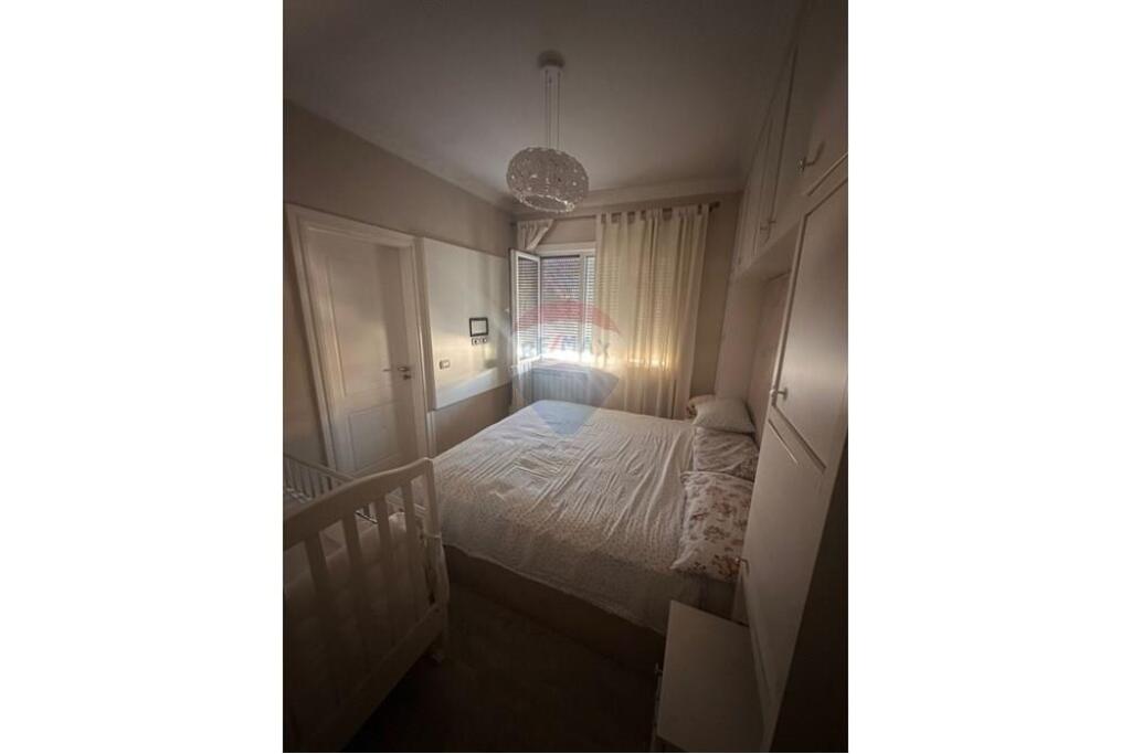 Apartment 2+1+2+ Verandas for sale in Yzberisht