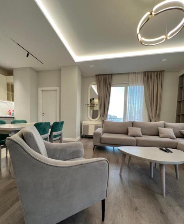 APARTAMENT ME QERA 2+1 RRUGA DURRESIT 600 EURO