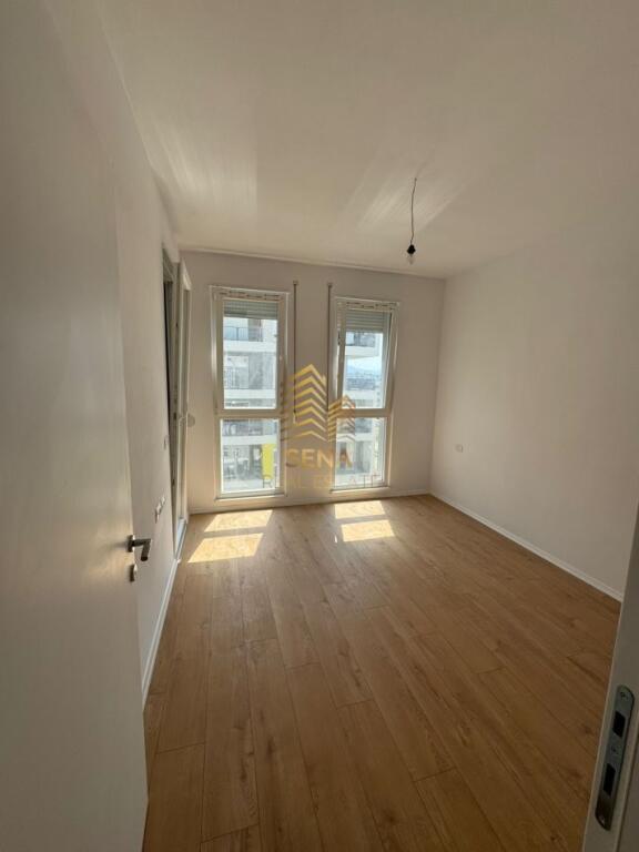 Shitet, Apartament 1+1+blk, Kompleksi Univers City, 68.000 Euro