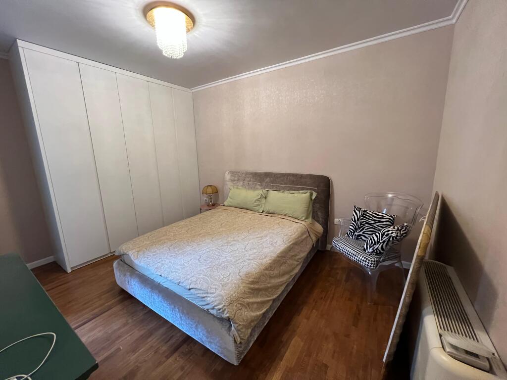 Shitet apartament 2+1+2 me Hipoteke tek Rruga Peti, Liqenini Thate