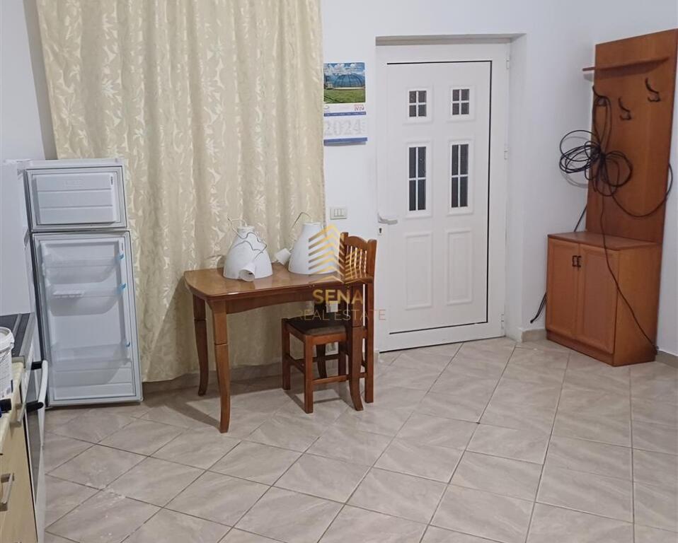 Qira, Apartament, 1+1, Shkozë, 270 Euro/ Muaj
