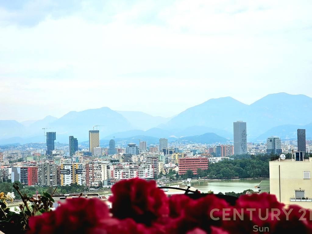 ✨ LUXURY PENTHOUSE FOR SALE – WITH PANORAMIC VIEWS OF TIRANA CITY &amp; THE ARTIFICIAL LAKE