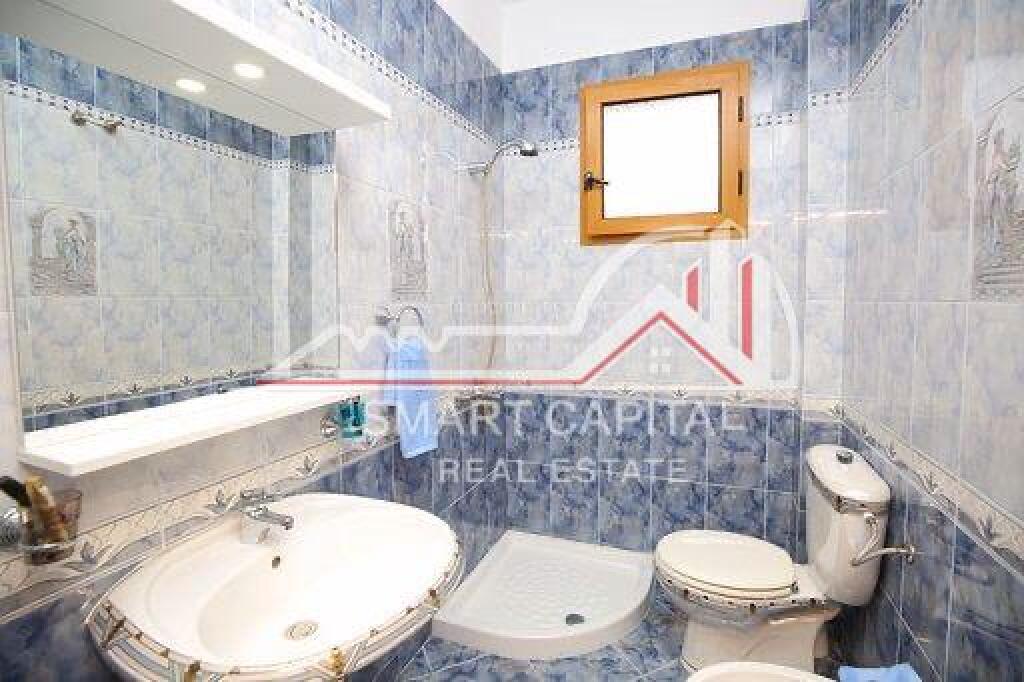 AFFITTASI APPARTAMENTO 3+1 PRESSO IL PALAZZO VEFES, COLE VLORE!