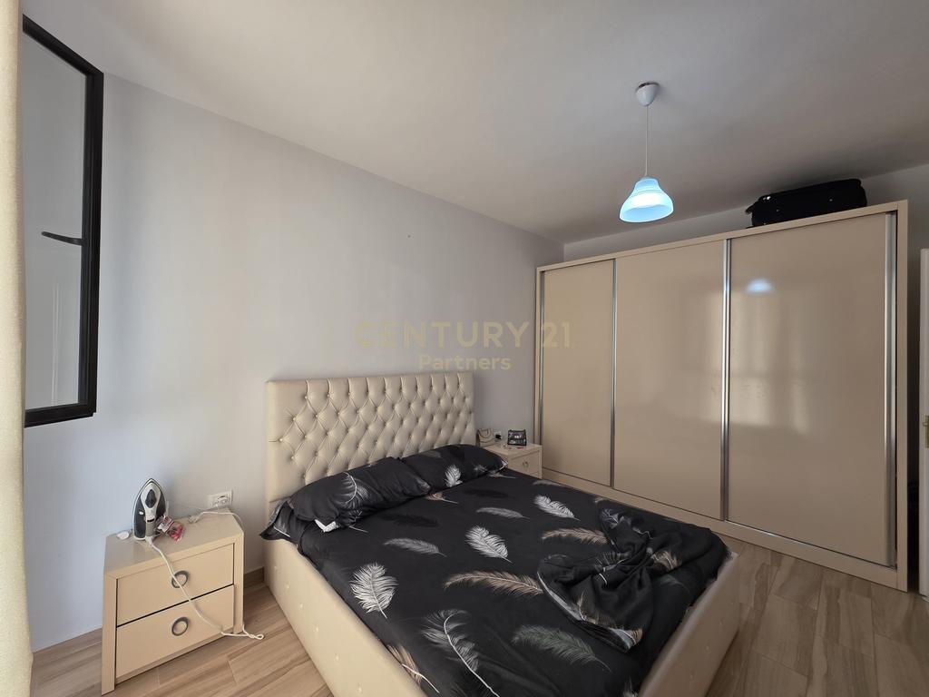 🏢 Shitet Apartament 1+1 në Shkozë, Tiranë – Kati i 4-të