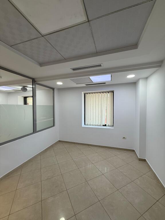 OFFICE SPACE FOR RENT - NEAR THE TWIN TOWERS