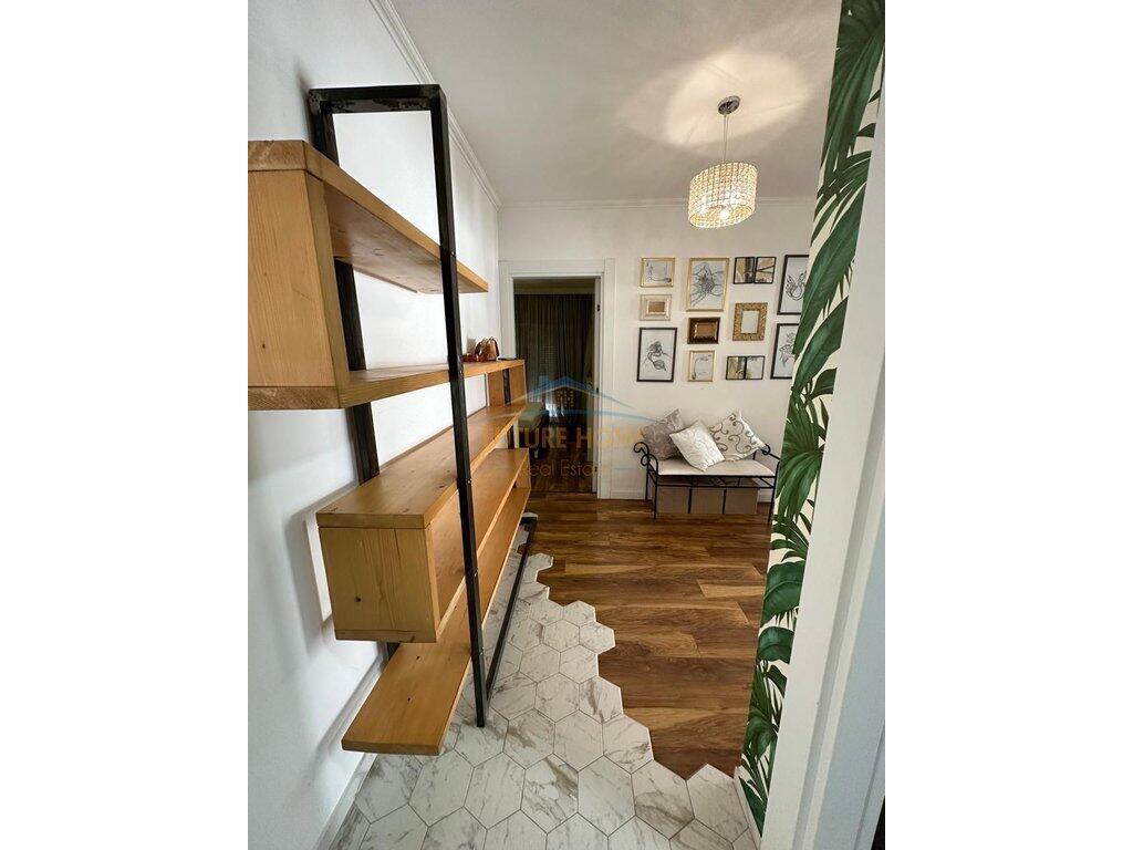 Shitet apartament 2+1+2 Kopshti Botanik