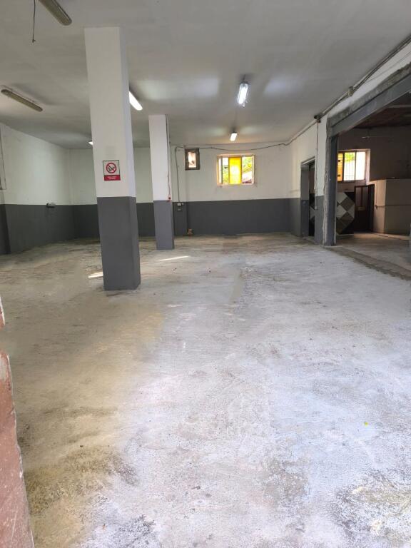 🏢Magazine 260m2 ⬆️Lartesi 4.8m 💶 1700 euro