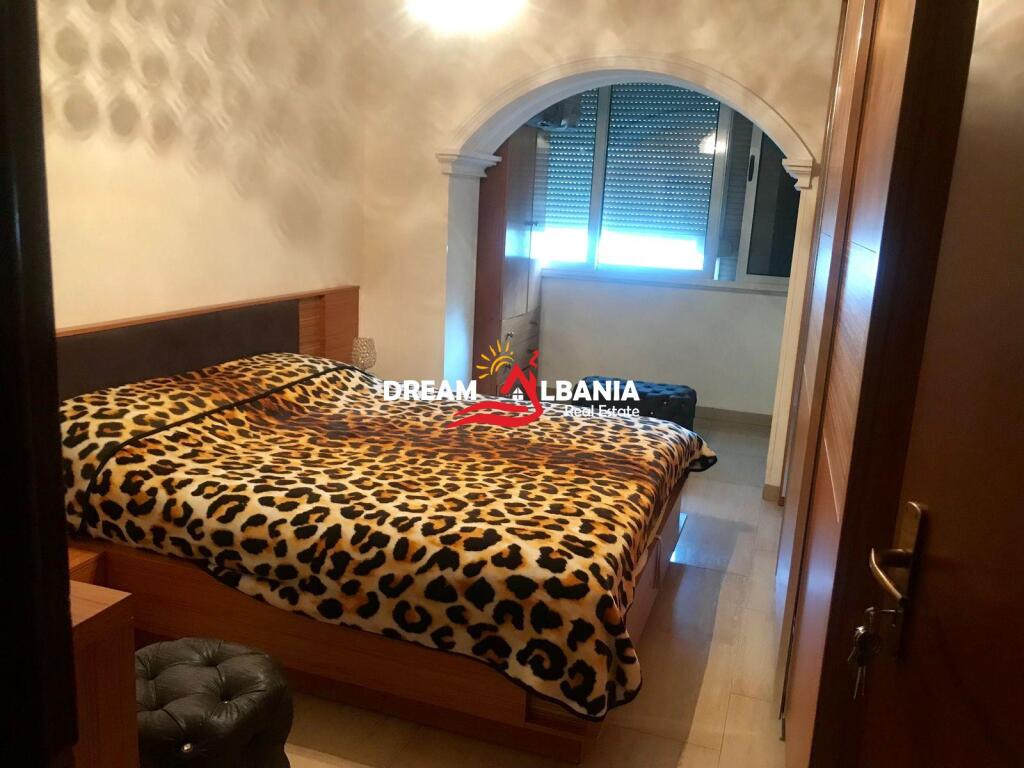 Affittasi appartamento 3+1 presso Mozaiku di Tirana (ID 4239067)