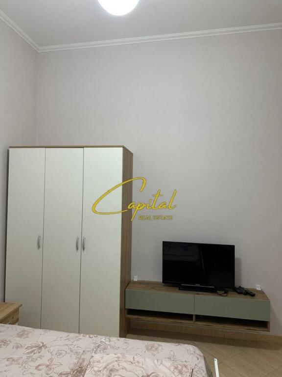 GARSONIERE ME QERA 40 M2 RRUGA 5 MAJI 300 EURO
