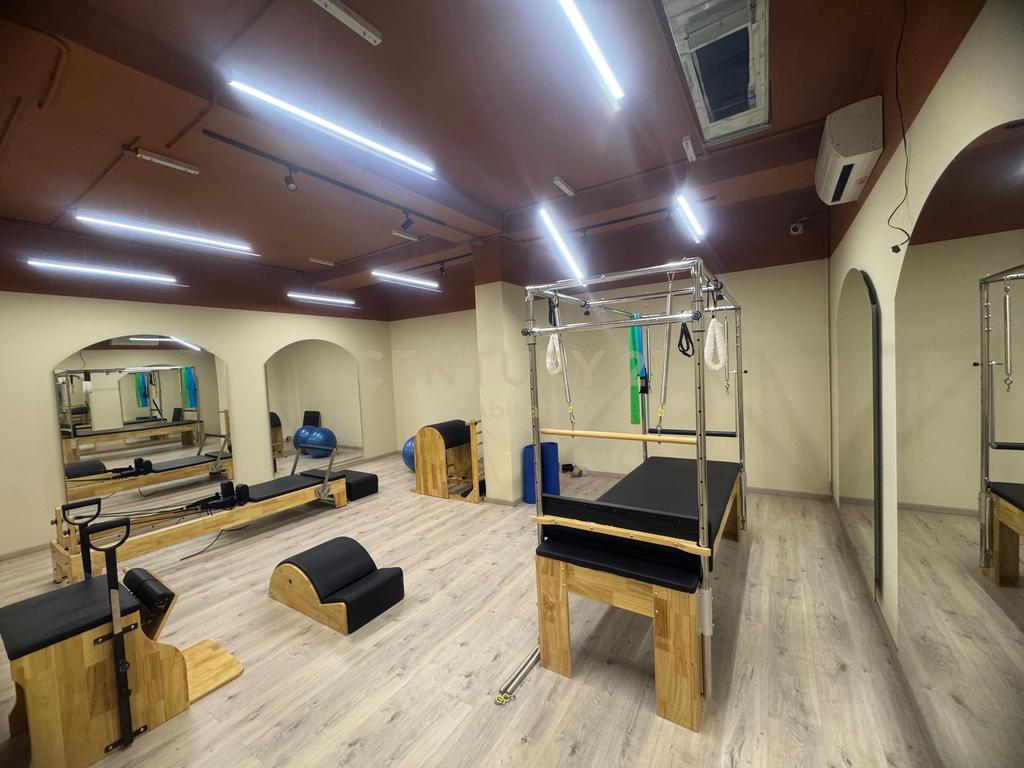 🏢 Commercial Space for Sale – Dry Lake Area (Liqeni i Thatë)