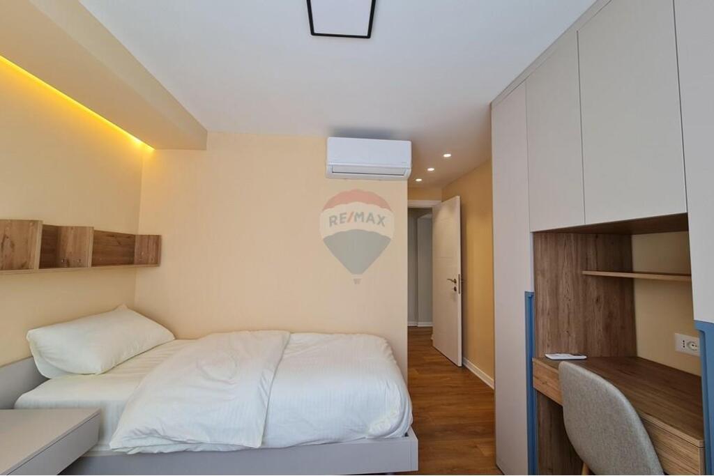 Apartment 2+1 + Studio on 21 Dhjetori