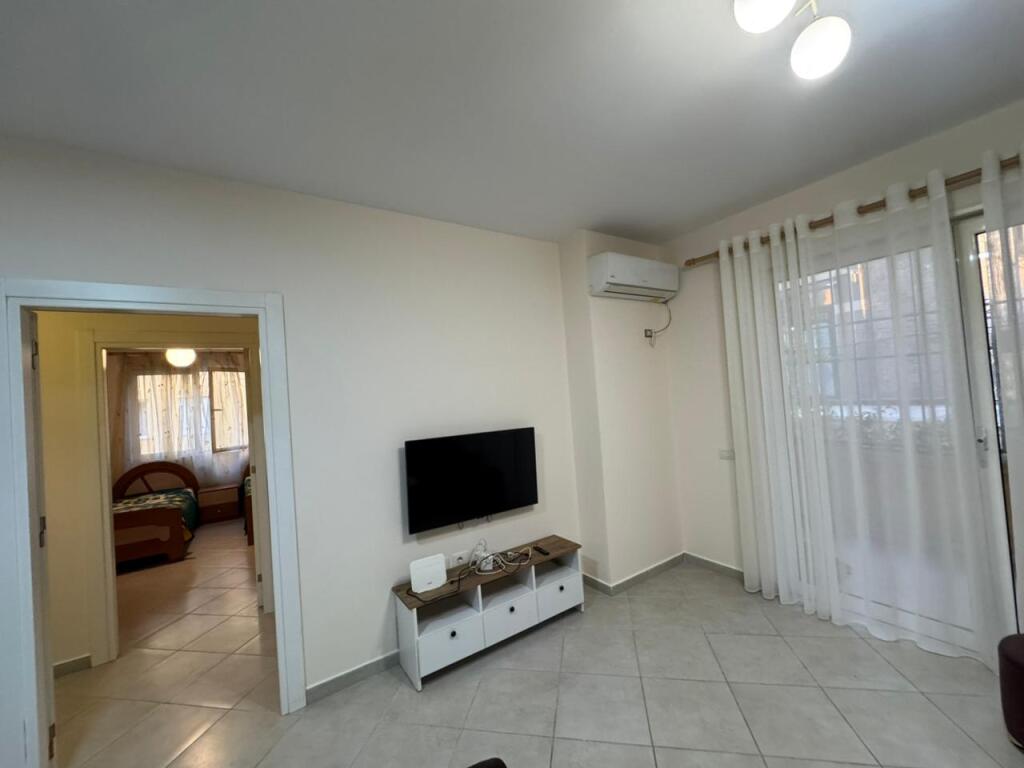 Apartment 2+1 for rent at Komuna e Parisit/Eleonora (55,000 Leke)