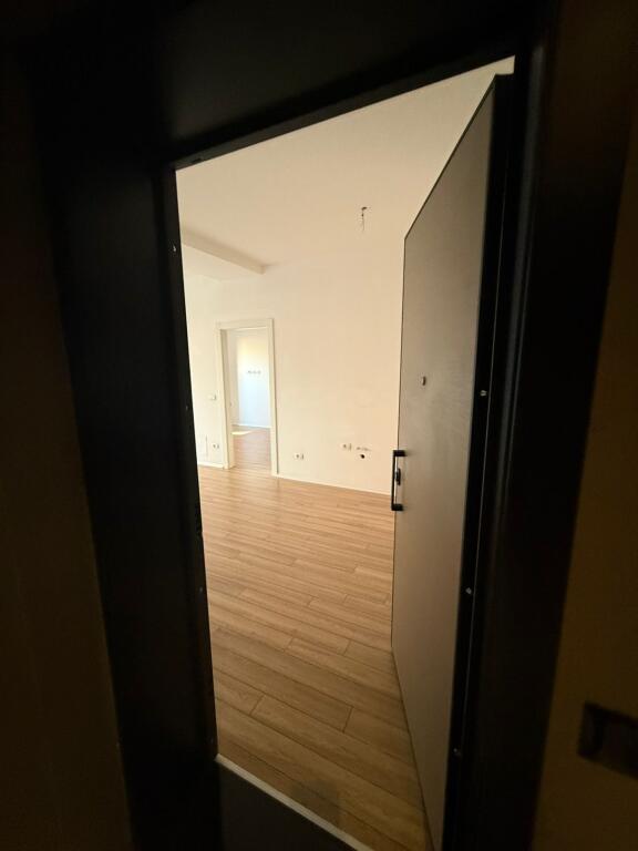 🏢 Apartment 2+1+2 for Rent – Tirana Garden Building