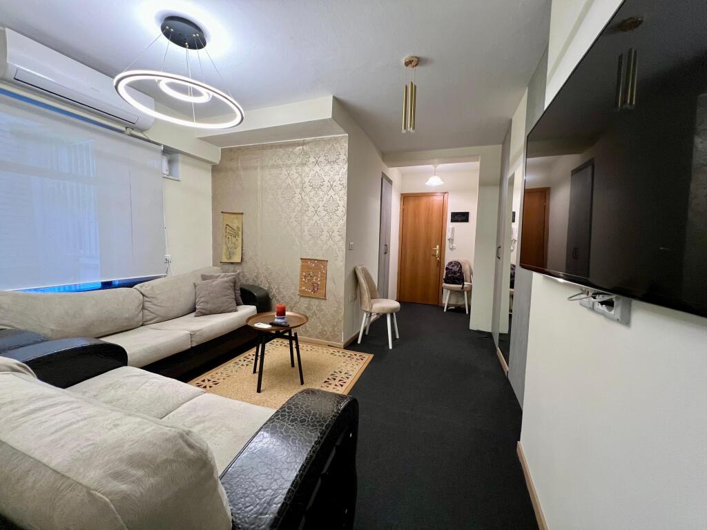 Qira, Apartament 1+1, ”Qendër” , Tiranë.