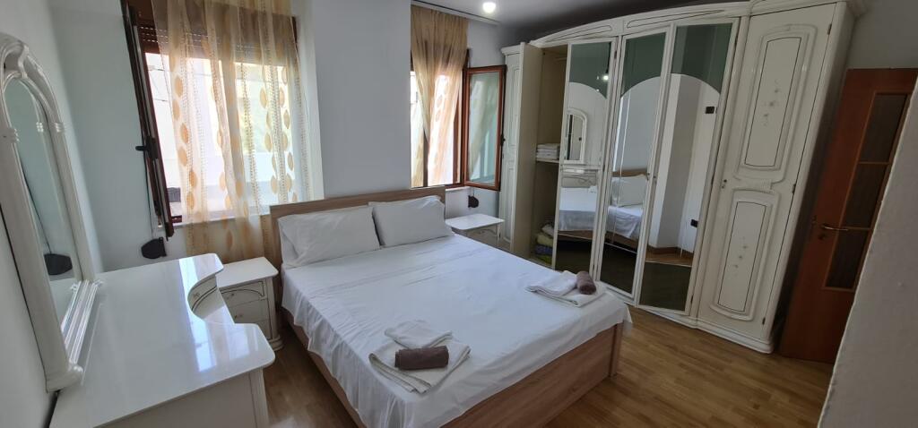 Apartment 2+1+2+Veranda for rent, Laprake Kmy