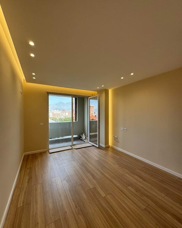 APPARTAMENTO 2+1 IN VENDITA - VICINO AL COMPLESSO GOLDEN PARK