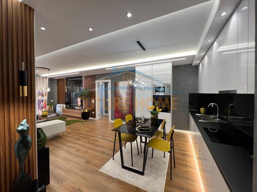 For sale, Apartment 2+1+2, Dry Lake, Tirana.