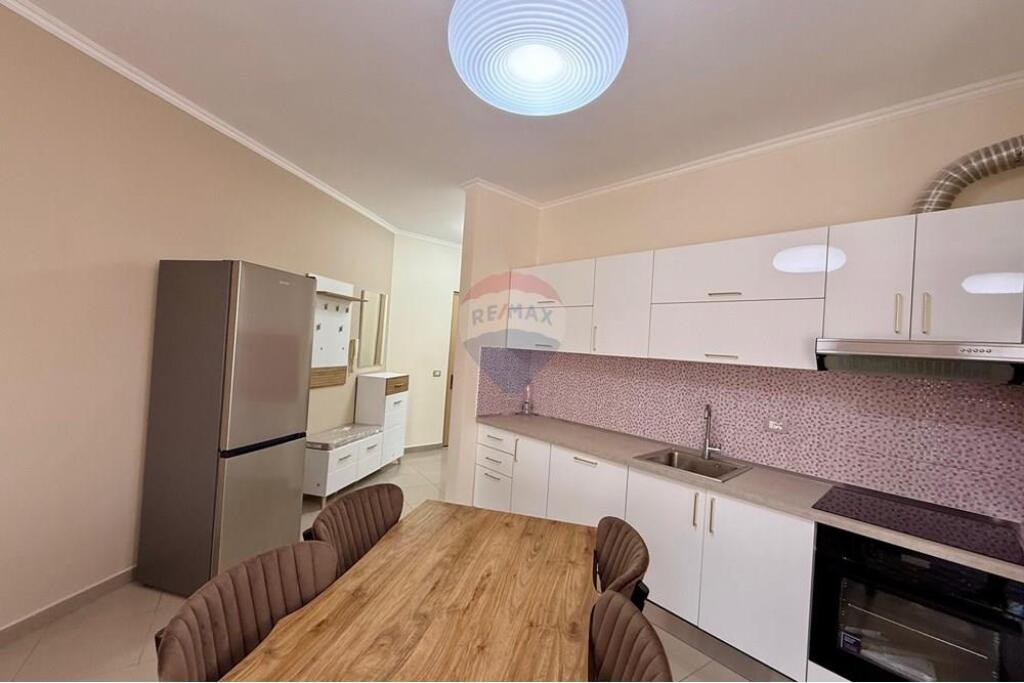 APARTAMENT 1+1 PER QIRA