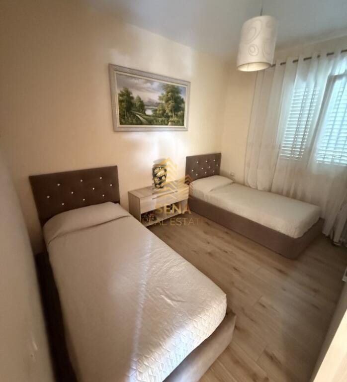 Rent, Apartment 1+1+block, Xhamllik, 450 Euro/month