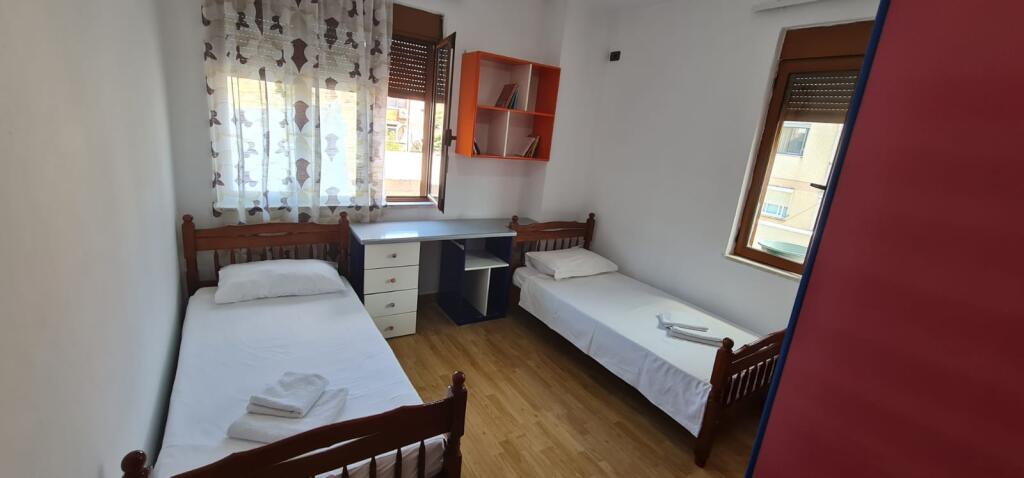 Apartment 2+1+2+Veranda for rent, Laprake Kmy