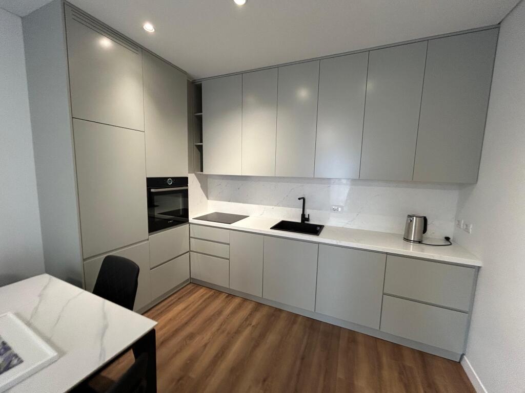 Apartment me qera 2+1+2 Milo 2000
