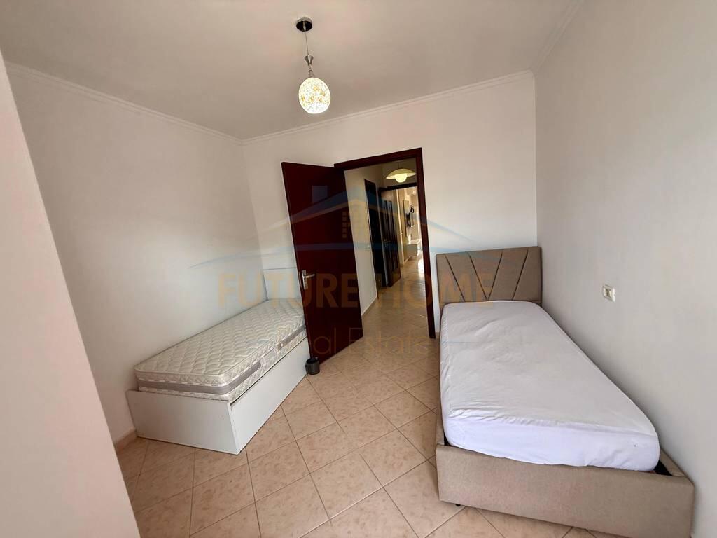 For sale, Apartment 2+1, Unaza e Re
