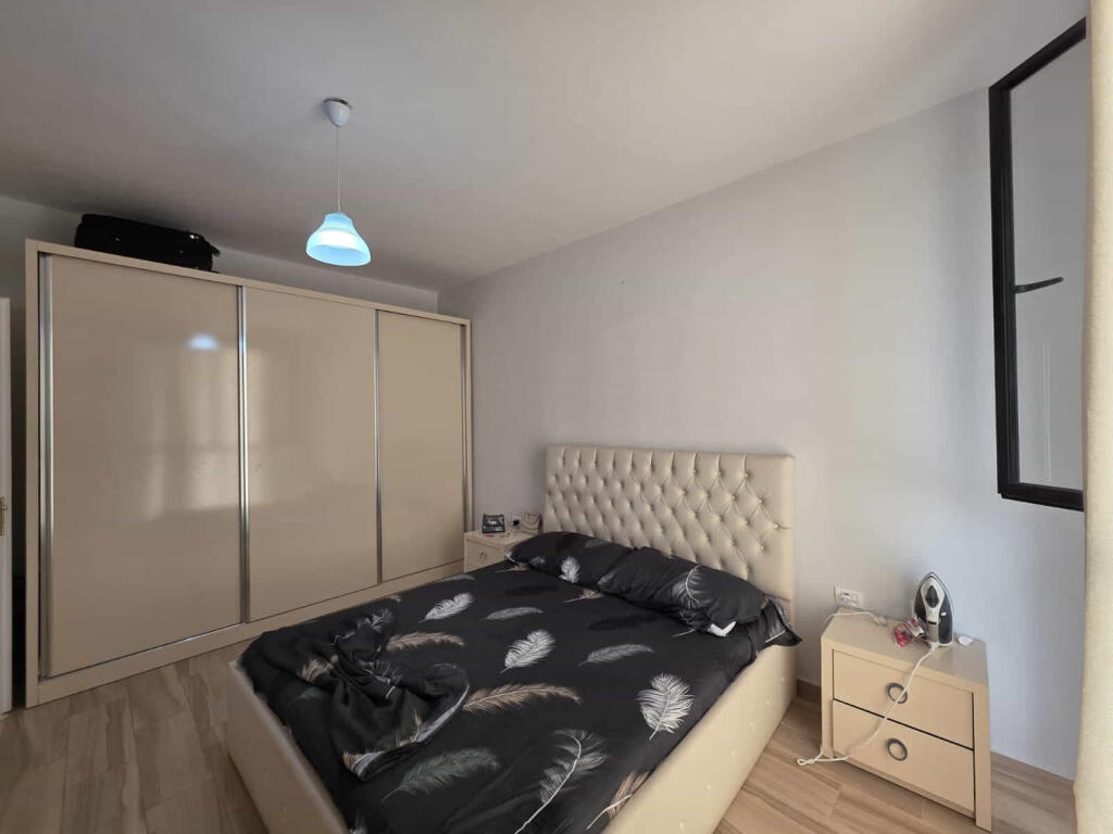 Apartament ne Shitje 1+1 ne Shkoze (ID B110478) Tirane