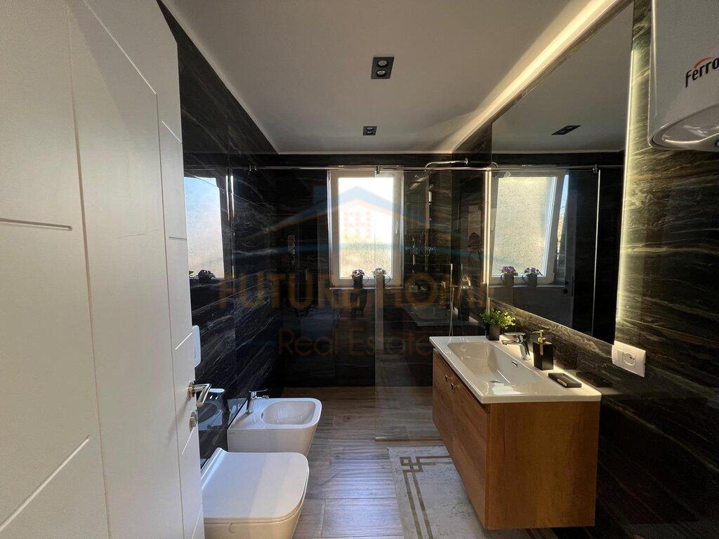 For sale, Apartment 2+1+2, Dry Lake, Tirana.